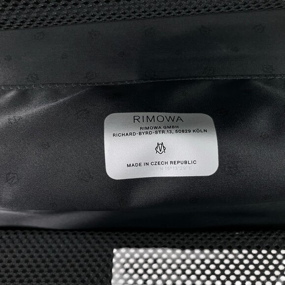 RIMOWA x Lufthansa Limited Edition Essential Cabin Carry On Gloss Black 36L NEW - Picture 13 of 15